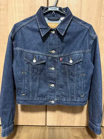 Levi's 다크 블루 크롭 데님 자켓