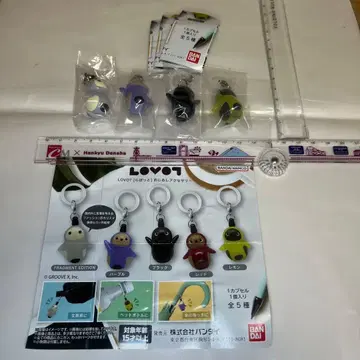 가챠 LOVOT (라보) 메지루시 액세서리 4종 세트입니다.