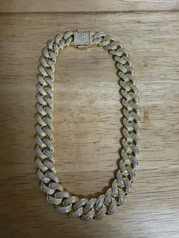 골드 브리브 목걸이