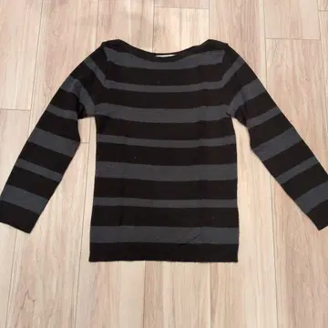 SPB 스트라이프 긴팔 니트