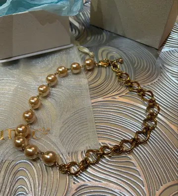 아이맥 iMac 펄과 골드 체인의 멋스러운 목걸이