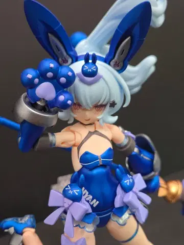 메가미 디바이스 PUNI MOFU 유키토