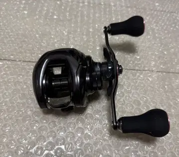 23 홍아 100 베이트 낚시릴 다이와