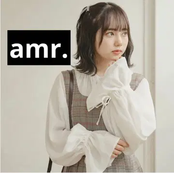 amr. 암르 캔디 플레어 블라우스 화이트
