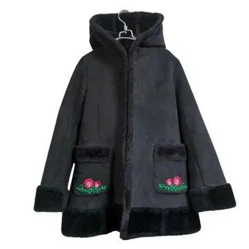 도리걸 무스탕 코트 블랙 꽃 자수 온워드