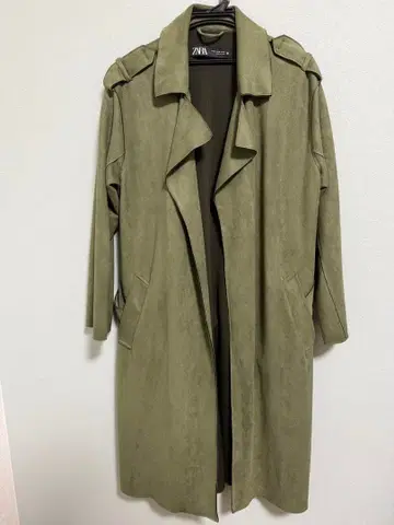 ZARA 올리브 그린 트렌치코트 XS