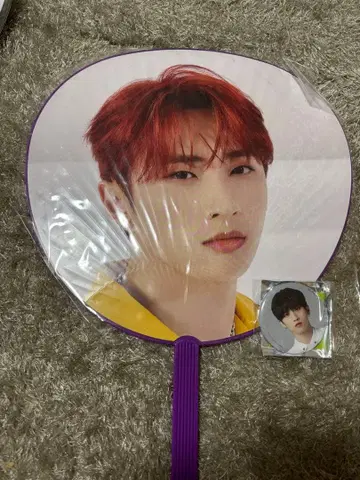 [ 새상품급 ] INI 페팬 부채