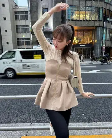 [ sheller ] 프론트 ZIP 뷔스티에