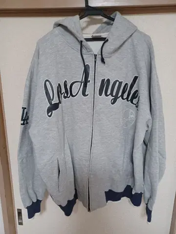 Los Angeles 로고 후드티 그레이 L 사이즈지만 빅 사이즈입니다!