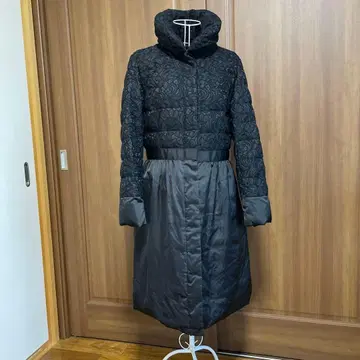 블랙 퀼팅 롱 코트