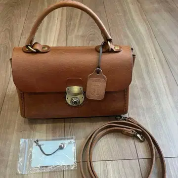 헬츠 풀업 가죽 프티 미뇽