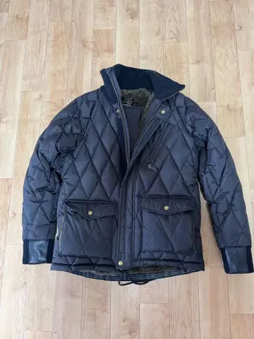 웨스트 라이드 레이싱 다운