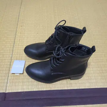 레이스업 숏부츠 23.5cm