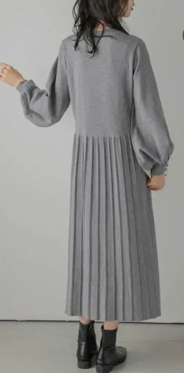 플리츠 니트 원피스