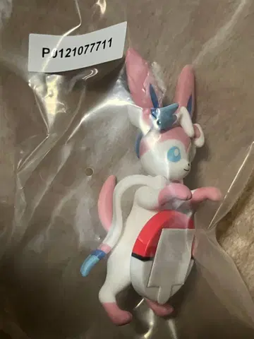 포켓몬 제일복권 F상 길거리 산책 챠라링 프렌즈 님피아