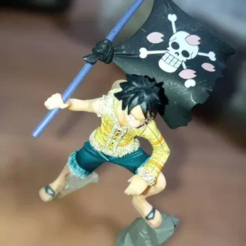 원피스 루피 피규어 벚꽃 해적기 이미지 전부