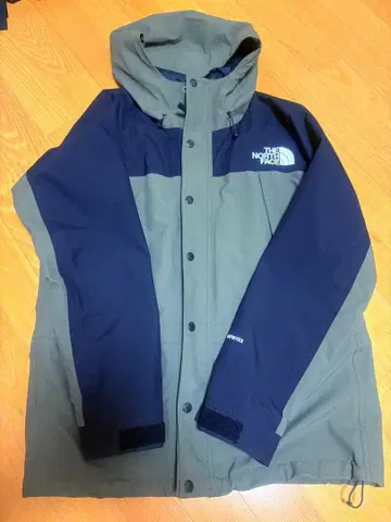 마운틴 라이트 자켓 뉴토프 M