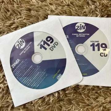 미사용 새상품 Zumba Volume 119 DVD 와 CD 세트