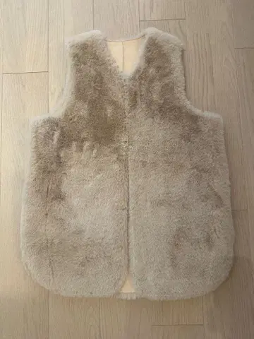 dou dou 퍼 베스트 새상품급 여성용