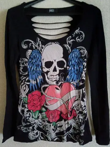 LOVE JUNKIE 스컬 프린트 롱티 갸루 해골 헤이세이 y2k