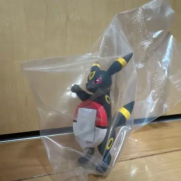 제일복권 포켓몬 F상 길거리 산책 치라링 프렌즈 블래키