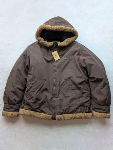 새상품 AVIREX USA 후드 부착 육중한 충전솜 보아 점퍼 XXL