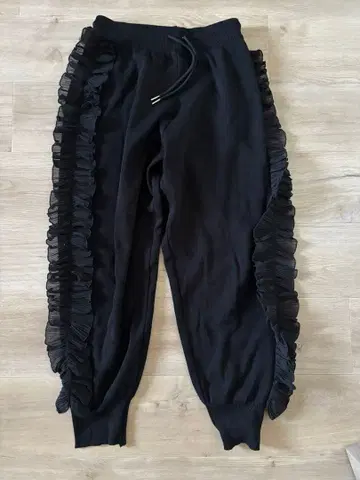 프릴 달린 사루엘 팬츠