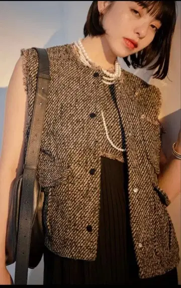 [스미스타일] 이아파피요네 트위드 베스트 블랙