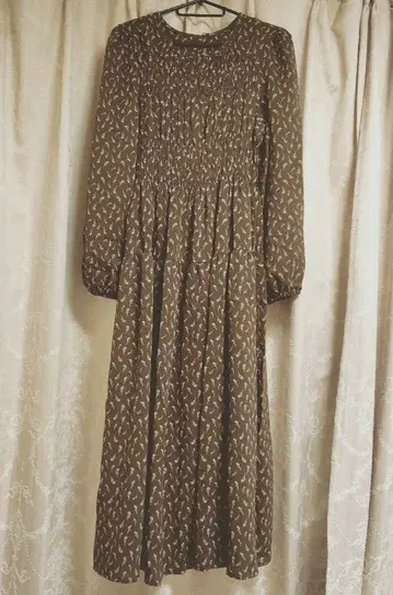 하모니카 꽃 올 패턴 원피스 M 사이즈 새상품 택 포함