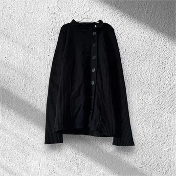 새상품급 꽁뜨와 데 꼬뜨니에 블랙 리브 니트 자켓 프랑스 브랜드 고급