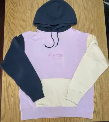 Xlarge 엑스라지 자수 로고 멀티 컬러 풀오버 후드티
