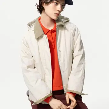 유니클로 퍼프 테크 숏 자켓