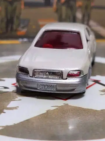 단종 토미카 55 빨간색 상자 일본제 도요타 크라운 마제스타 새상품급