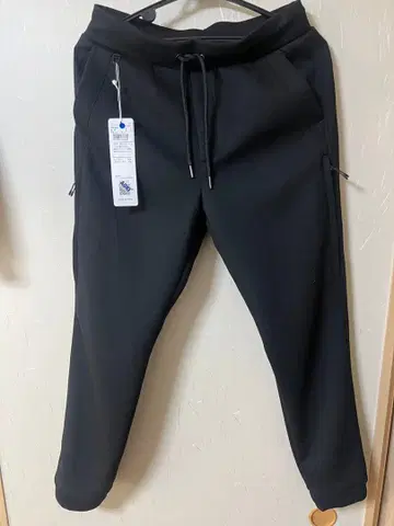 AOKI 블랙 조거 팬츠 S 사이즈