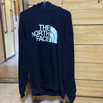 THE NORTH FACE 남성용 트레이닝복 블랙 시착만 한 상품입니다.