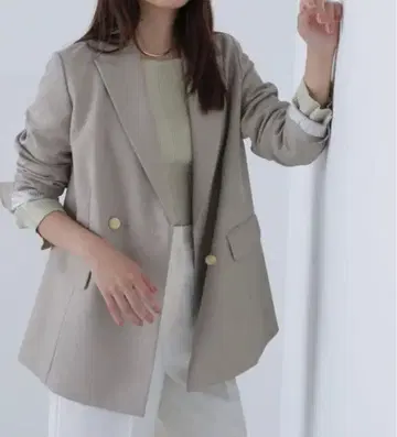 [ 새상품급 ] NATURAL BEAUTY BASIC 자켓 베이지 M