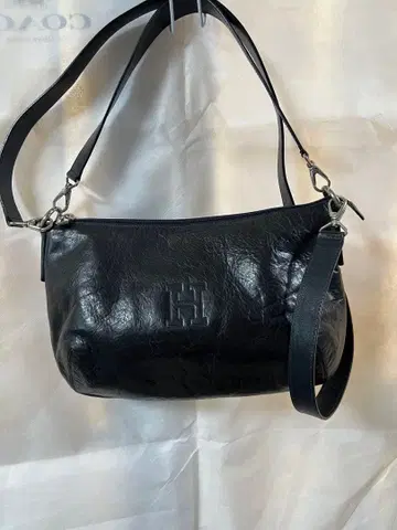 히로후 블랙 가죽 숄더백