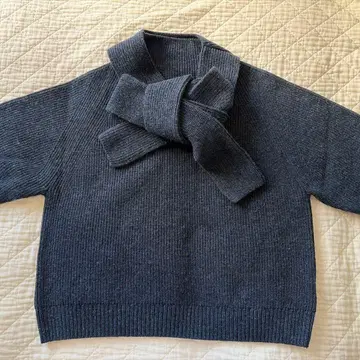 Seventen by Miho Kawahito 네이비 리본 스웨터