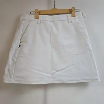 BRIEFING 스커트 화이트 사이즈 M (이너 팬츠 포함)