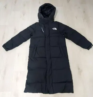 The North Face 블랙 다운 벤치 코트