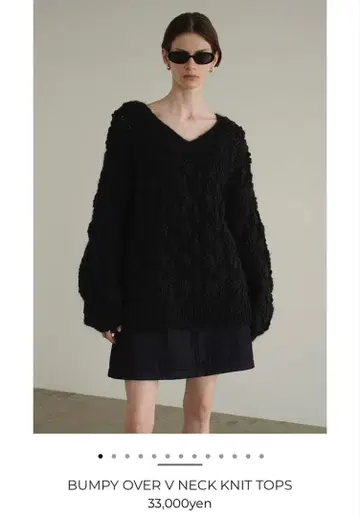 CLANE BUMPY OVER V NECK KNIT TOPS 블랙 1