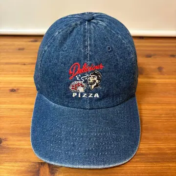 Delicious Pizza CAP DELICIOUS VINYL