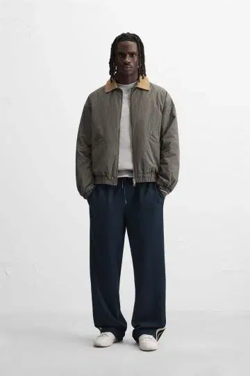 ZARA 대비 색상 퍼퍼 자켓