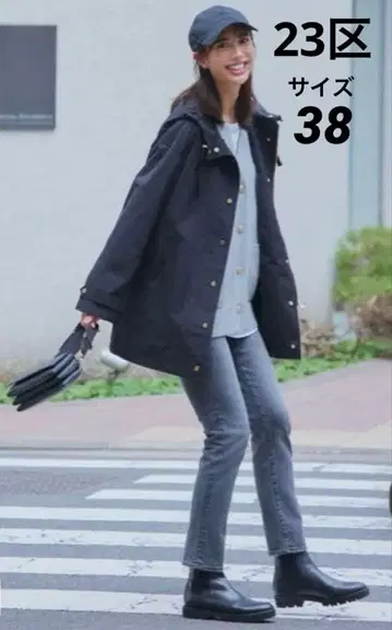 23구 [세탁 가능/발수 가공] 브라이트 웨더 크로스 후디드 아우터 38