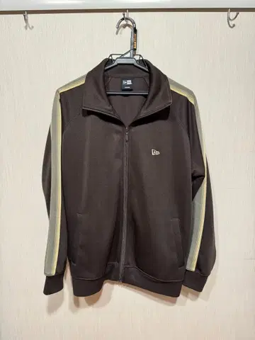 NEWERA 뉴에라 트랙 자켓 스무스 저지 M