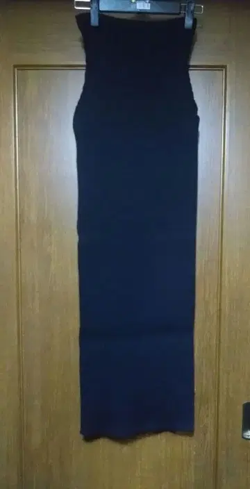 Salby Genteel 슬리브리스 롱 원피스 블랙