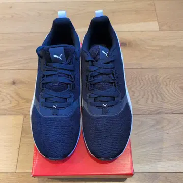 가격 인하! PUMA anzarun fs renew [ 새상품 ]