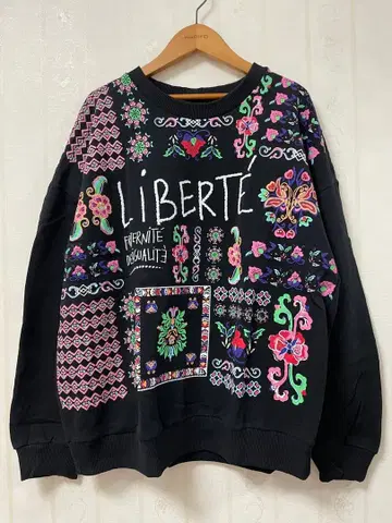 Desigual 컬러풀한 색감의 디자인이 멋진 트레이닝복 XL