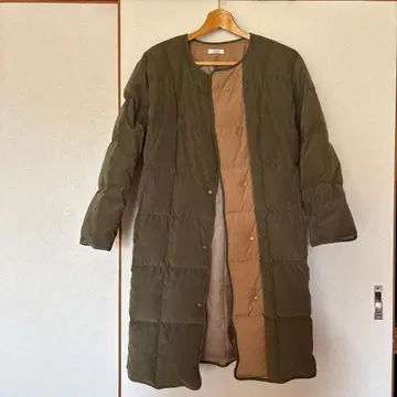 a.v.v 다운 자켓 S 사이즈 올리브