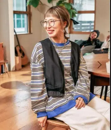 LEPSIM 렙심 미와타라 씨 기획 자수 보더 T 블루 x 멀티